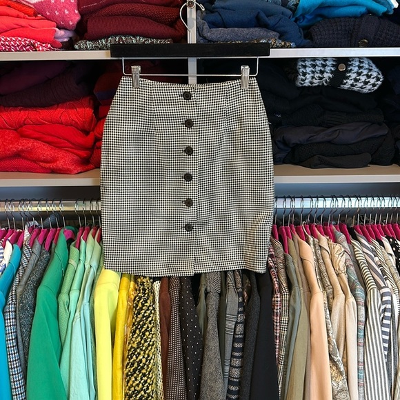 Vintage Unbranded black and white gingham button front mini skirt size 3 - Picture 1 of 3
